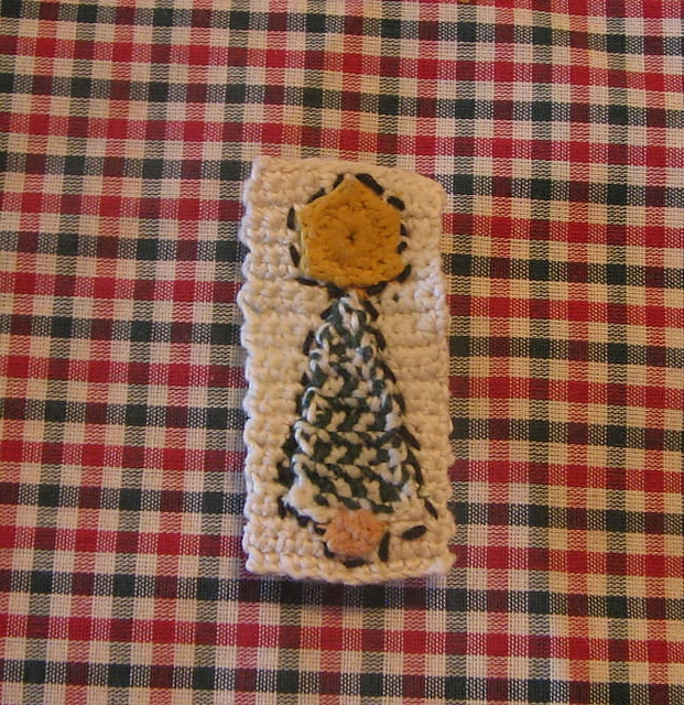 Country Christmas Tree Pin