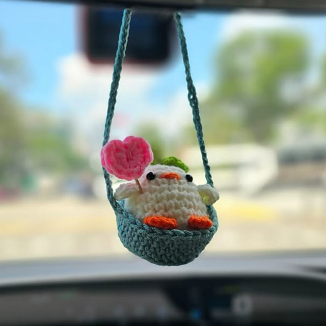 Car Mirror Hanging Chick