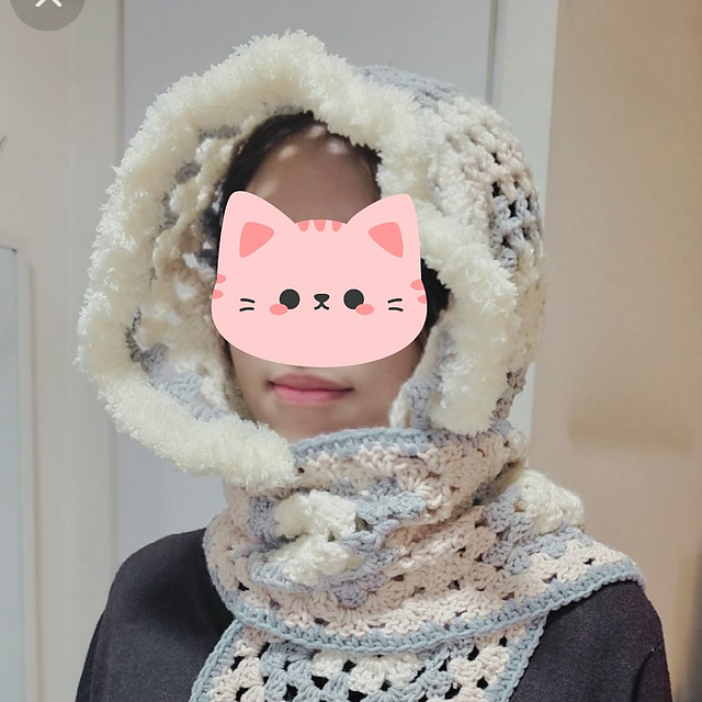 Ravelry: Crochet Hooded Scarf pattern by Crochet Musings