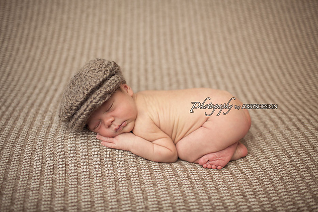 Slouchy News cap