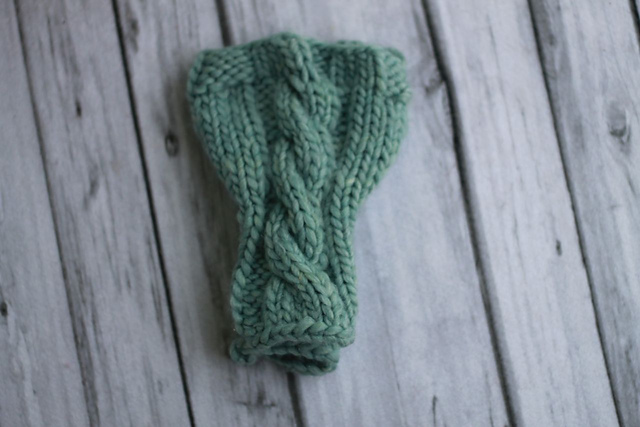 Cable leg pants
