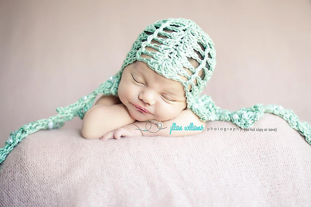 undersea shell hat