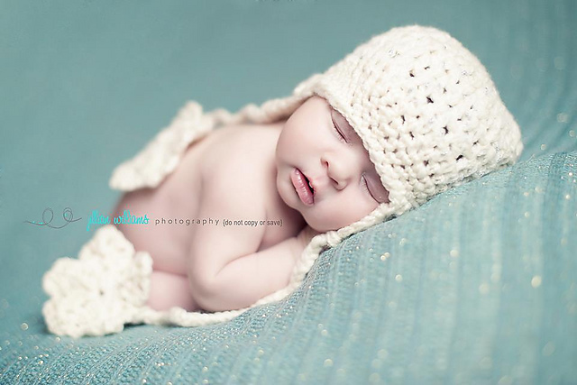 little snowflake hat