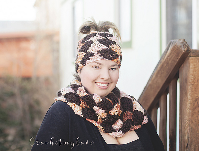 Entrelac cowl and head wrap