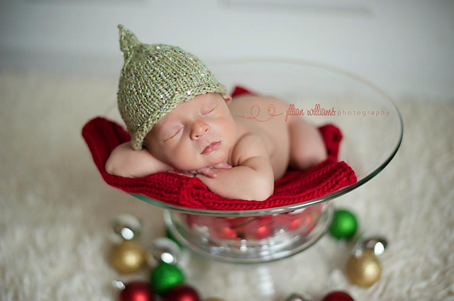 Pointy knit hat
