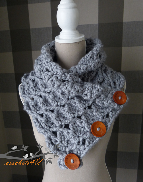 neckwarmer with buttons