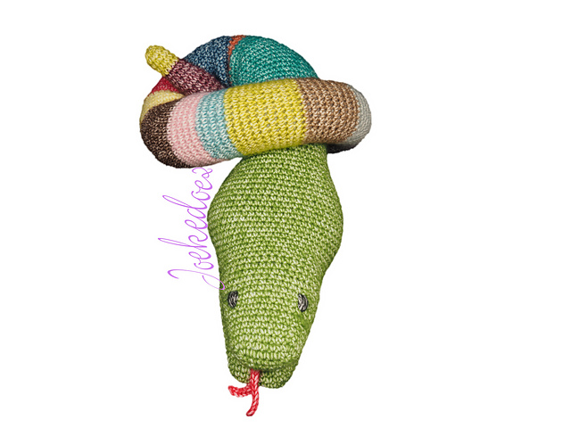 crochet snake in 1 piece