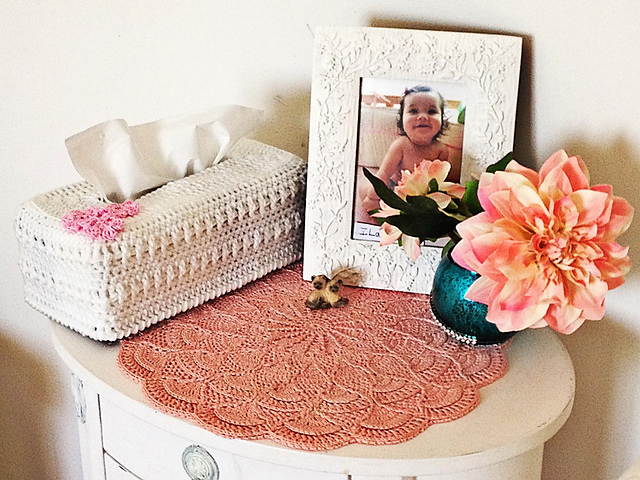 Textured Tissue Box Cover