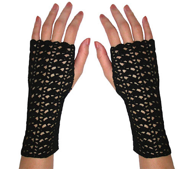 Striping Shells Fingerless Gloves