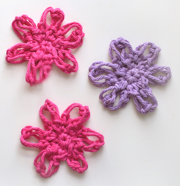 Lover’s Knot Flower Applique