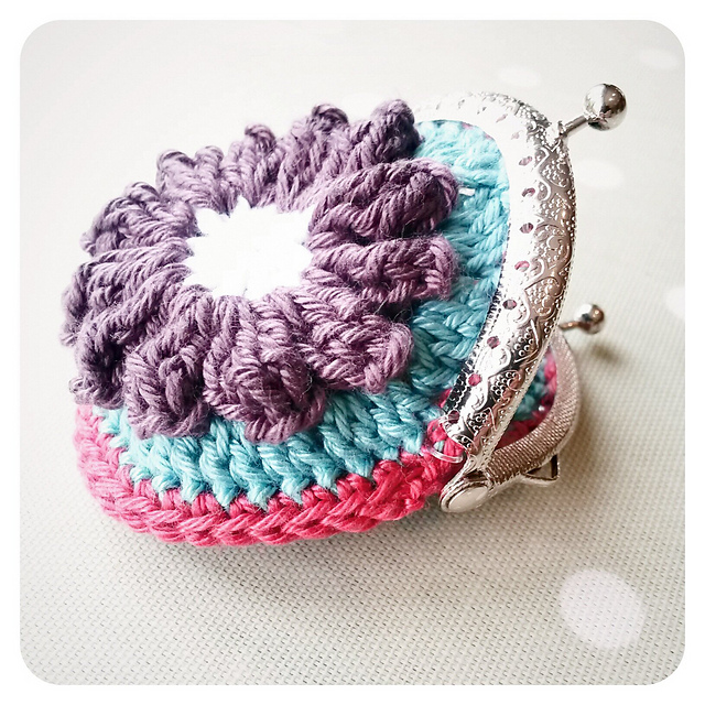 Purse :: Daisy Coin Purse