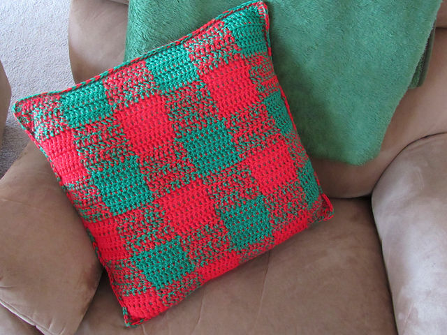 Christmas Plaid Throw Pillow