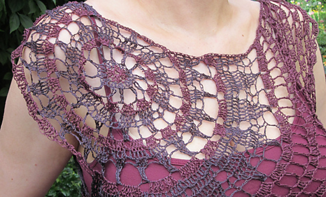 #22 Motif Accent Sweater