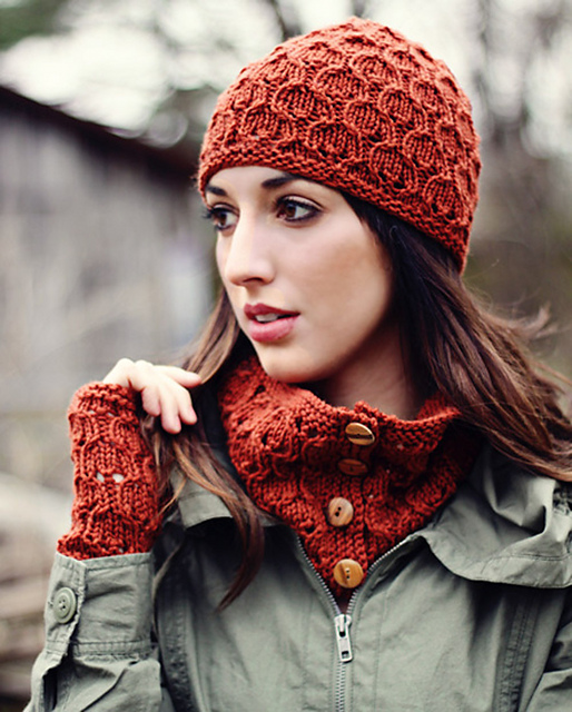 Juliet Cap, Cowl & Wristlets