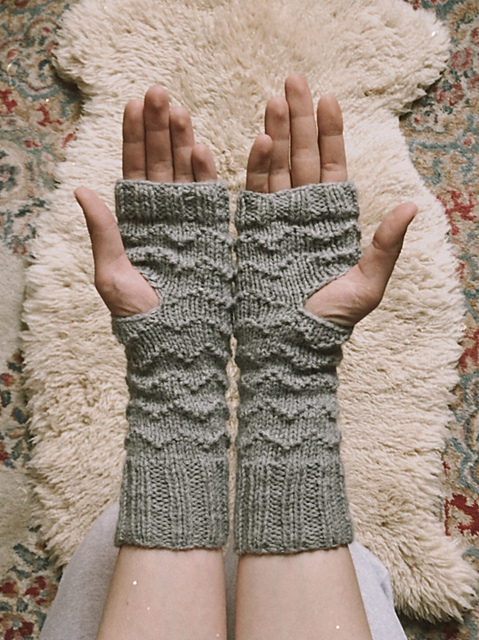 Catskill Fingerless Mittens