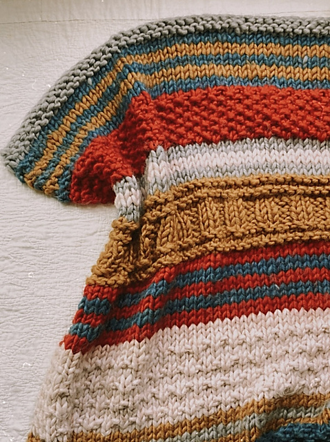 Super Bulky Candy Cane Lane Throw
