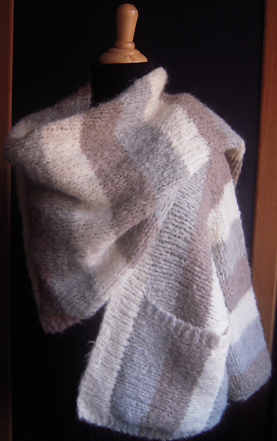 Cardigan-mantello