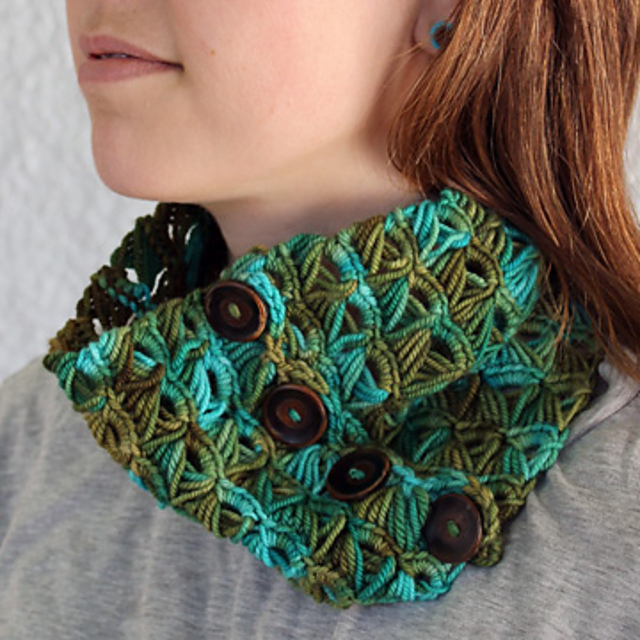 Argus Cowl