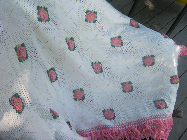 Rose Bower Bedspread #S-626