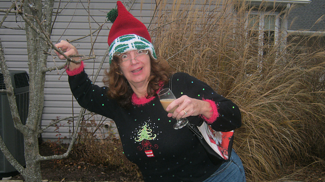 Making Tracks Santa Hat