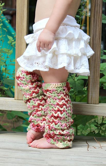 Scallops & Lace Legwarmers