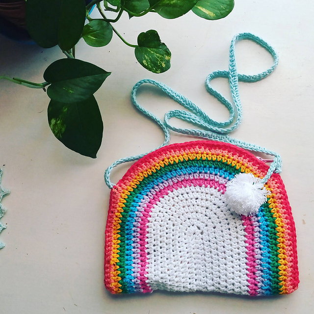 IRIS, cartera de arcoíris