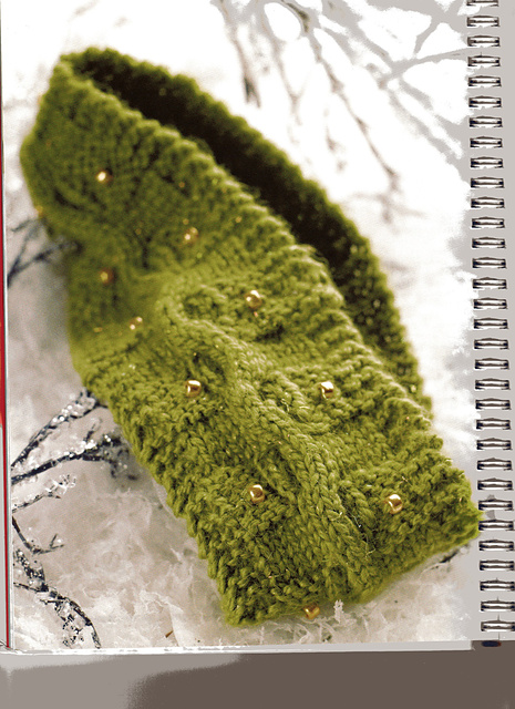 Beaded Cable Head Cozy