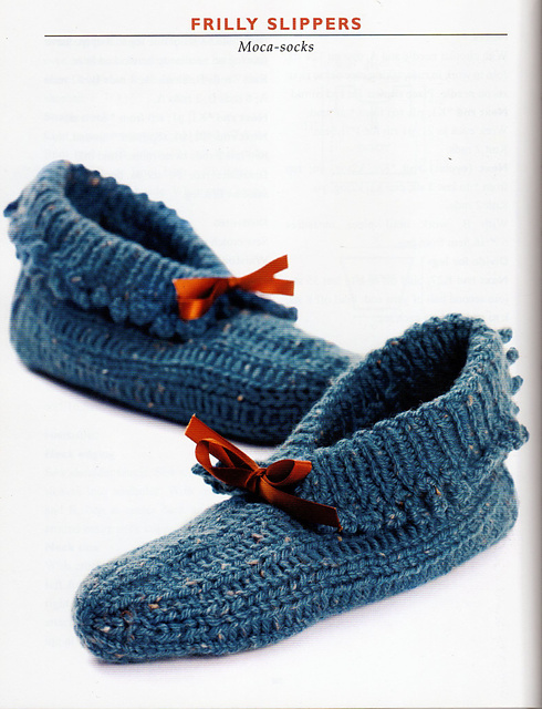 Frilly Slippers: Moca-socks