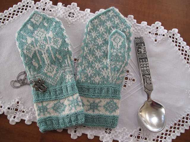 Saint Olav's Cross Mittens