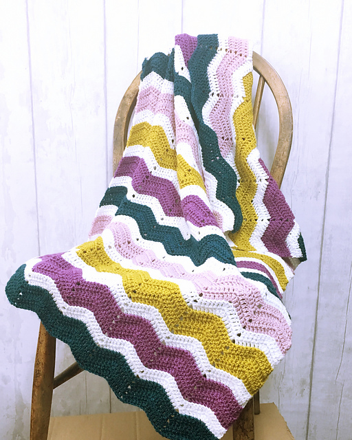 Four Coastal Blankets to Crochet