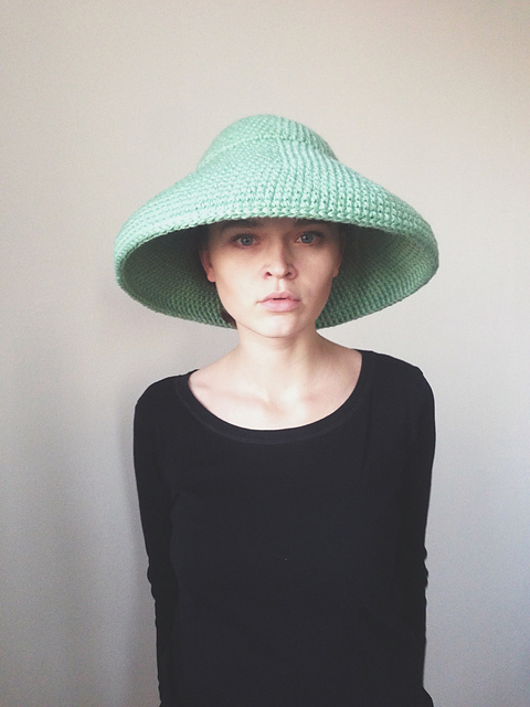 Brim Hat 11