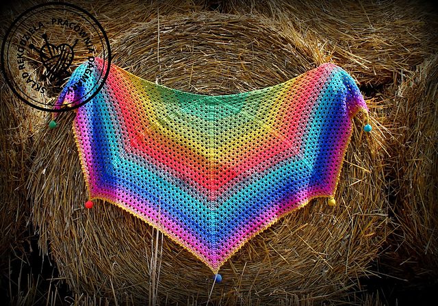 Queen of Parrots Shawl