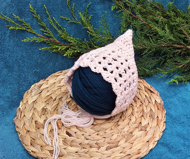 Blissful Pixie Bonnet