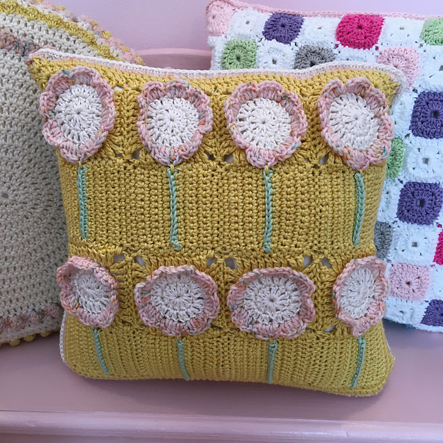 Bloom Pillow