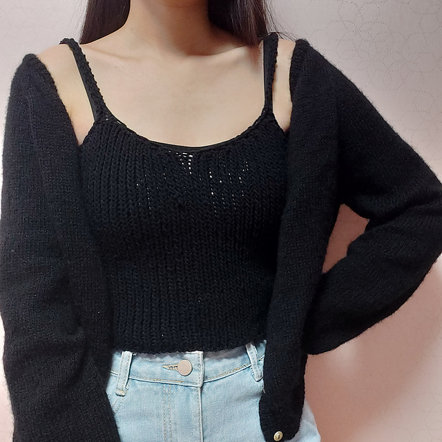 daily crop tank top