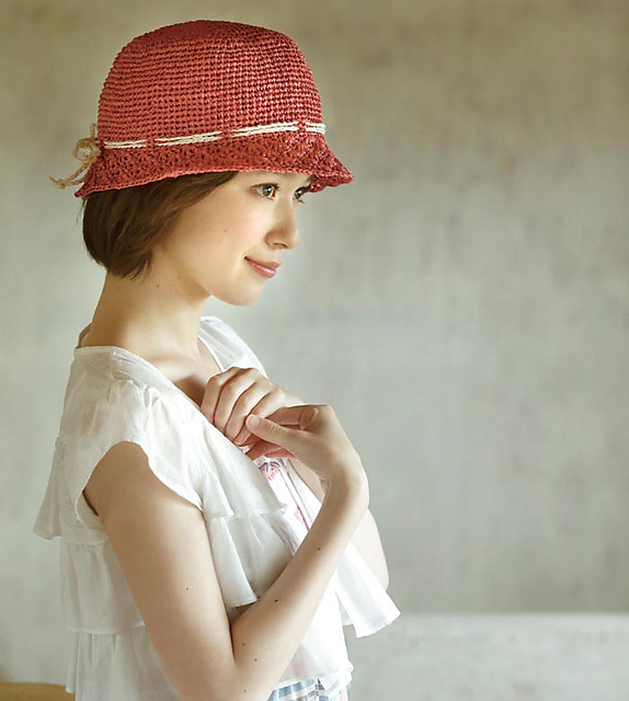 Raffia Cloche