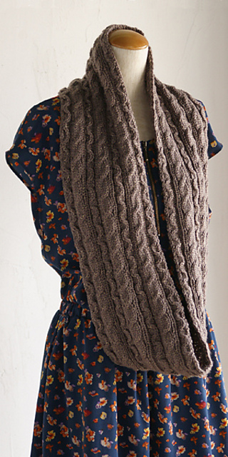 Lady Wool Cowl
