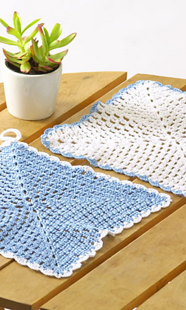 26-224-AMI2 Square Doily