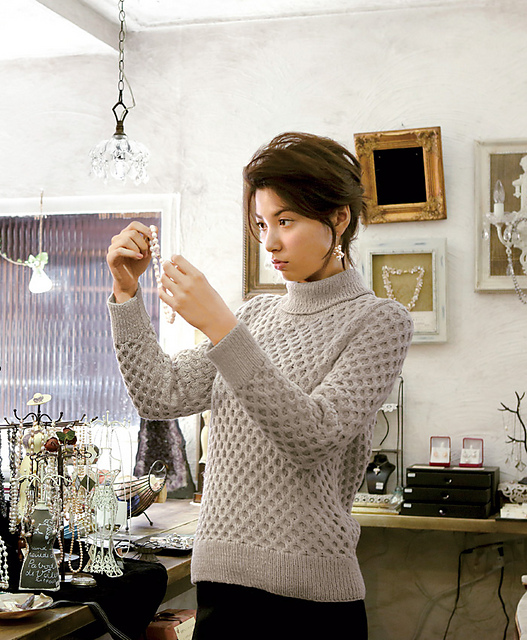 214w-06 Honeycomb Sweater