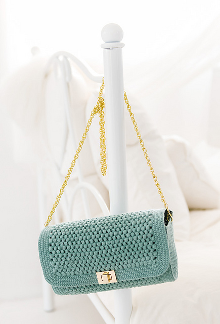215ss-11 Square Flap Shoulder Bag