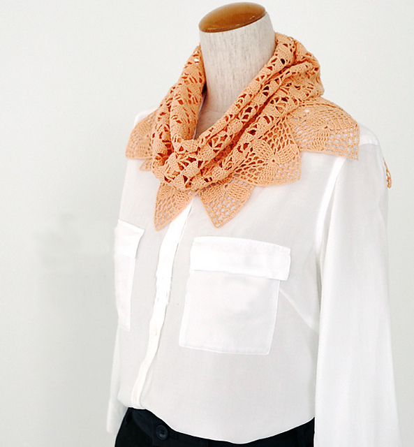 Z017-113 Sankaku Motif Stole