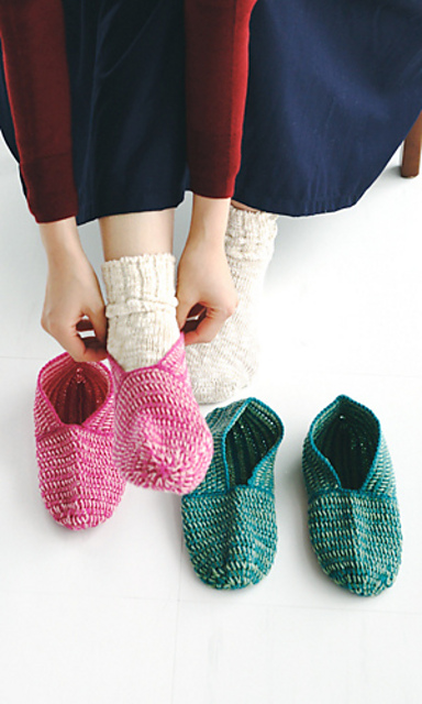 tricot10-8 Colline Slippers