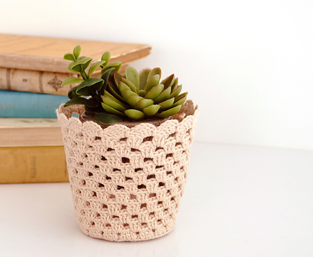 sakka-1 Flowerpot Cozy