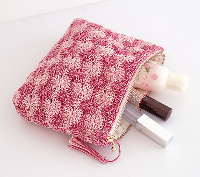 1222po Pretty Pouch