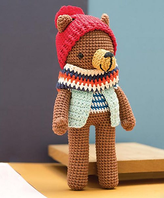 Ravelry: Hans Grizzly Bear pattern by Pica Pau
