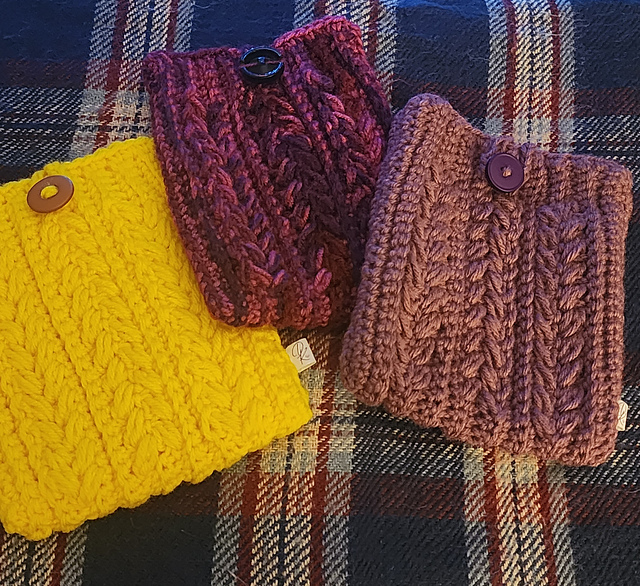 The Plot Twist Pouch