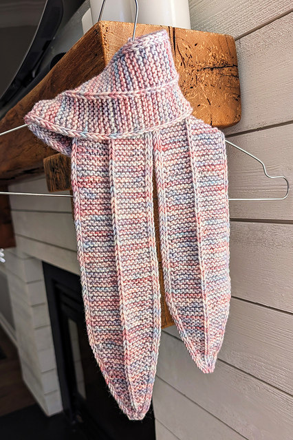 Dress Code: Cozy Mini Scarf