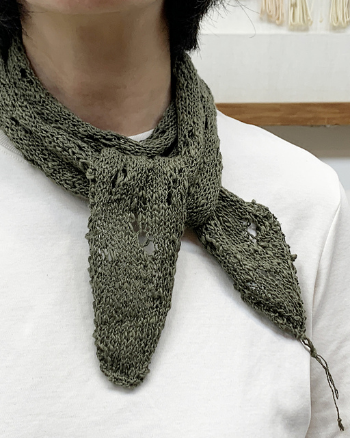 Openwork Stitched Muffler