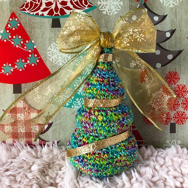 O'Whimsical Christmas Tree