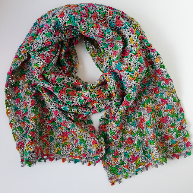 Gleeful Hummingbirds Wrap
